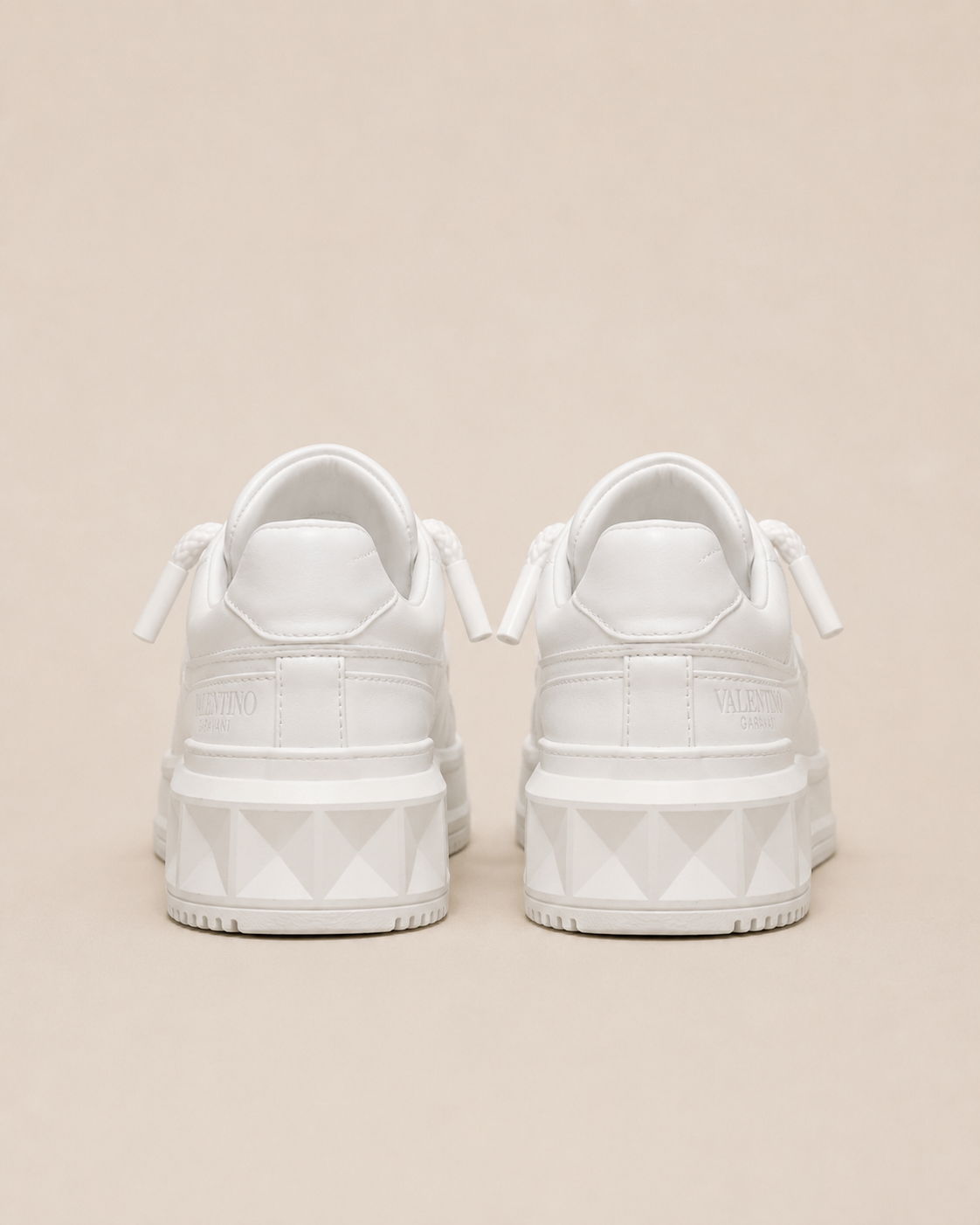 Valentino One Stud XL White - back