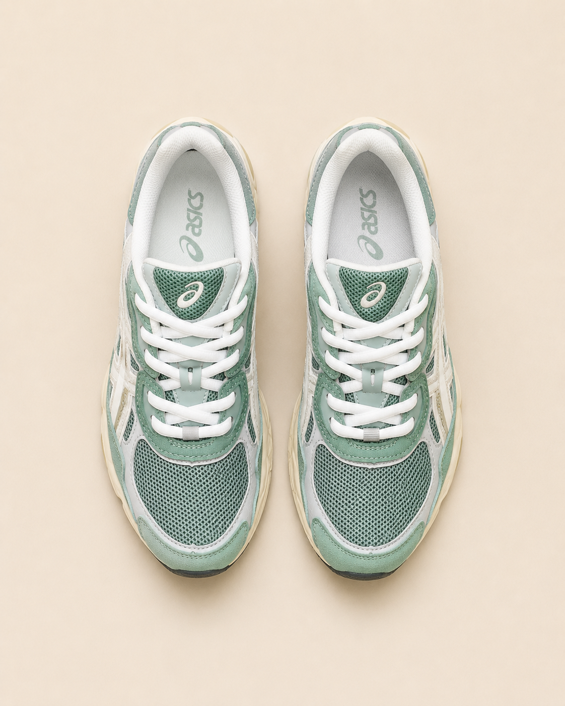 ASICS Gel-NYC Sage top