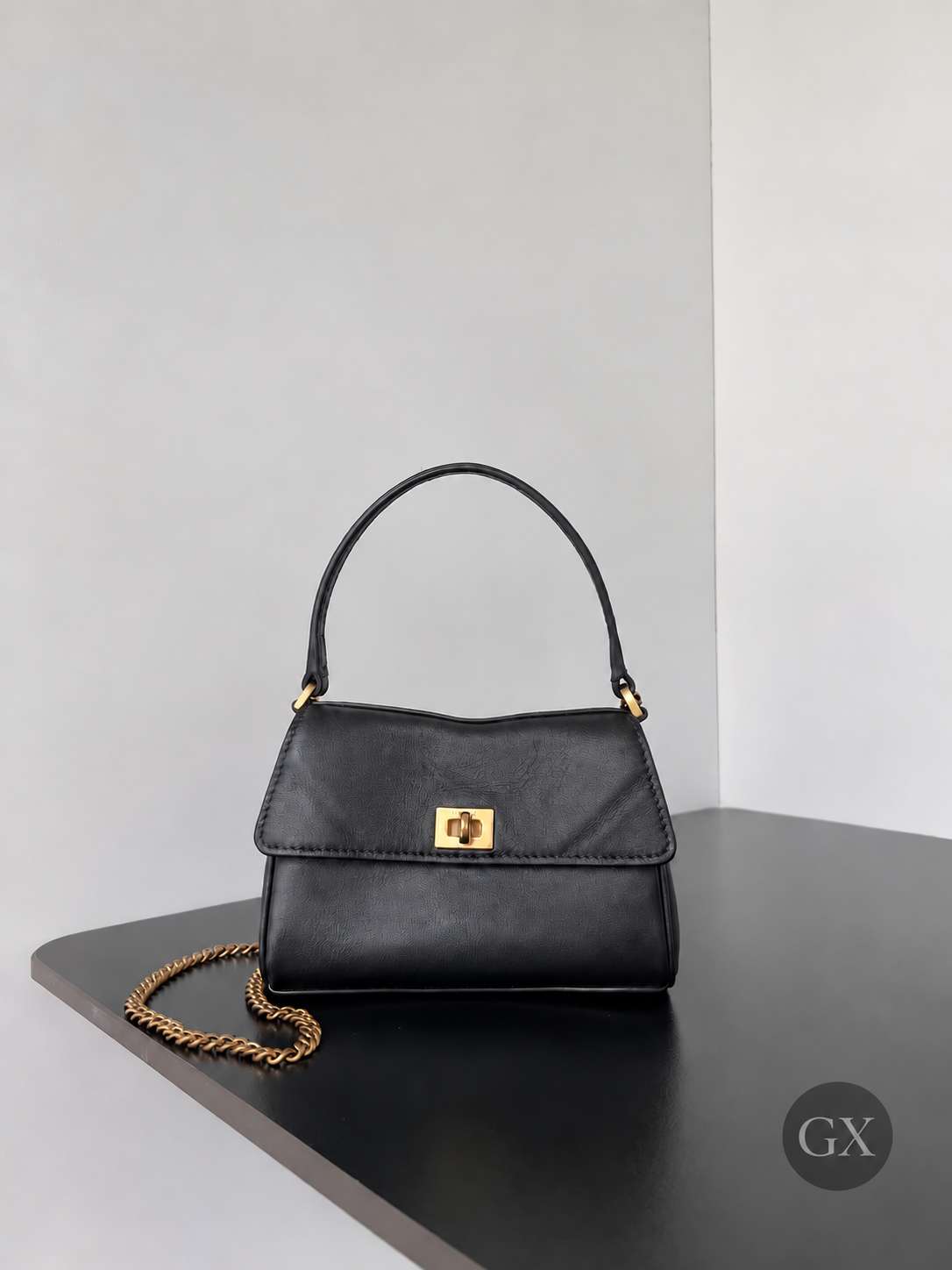 תיק נשים Balenciaga Rodeo Chain Nano Tote שחור — חזית עם לוגו GX
