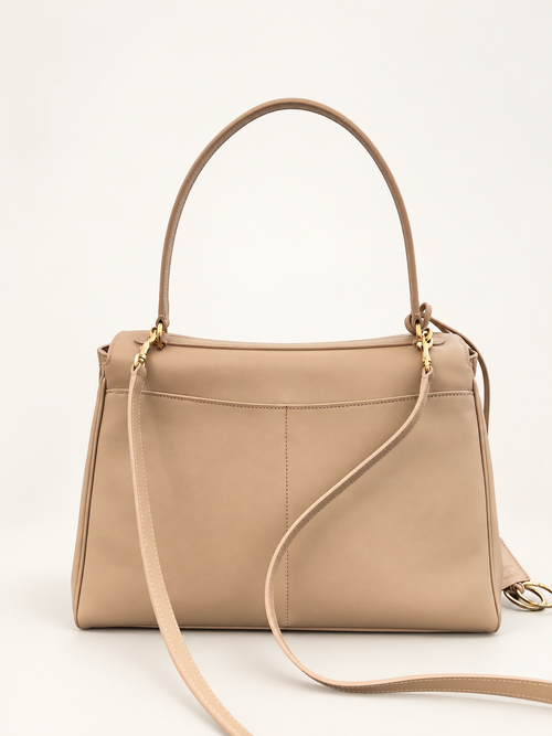 תיק נשים Balenciaga Rodeo Medium בז׳ — גב