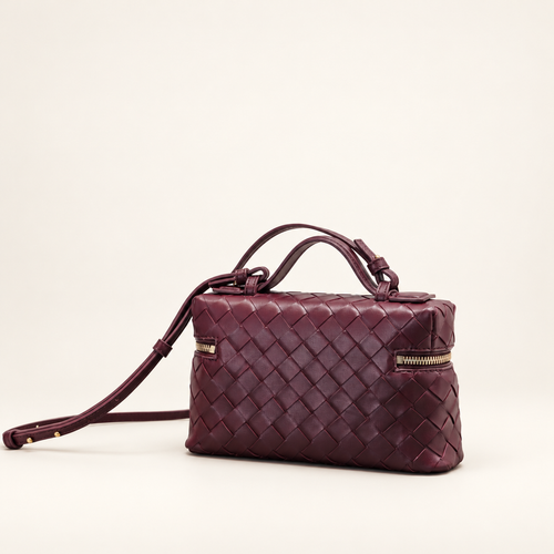 Bottega Veneta Bang Bang Vanity Case Burgundy – back studio