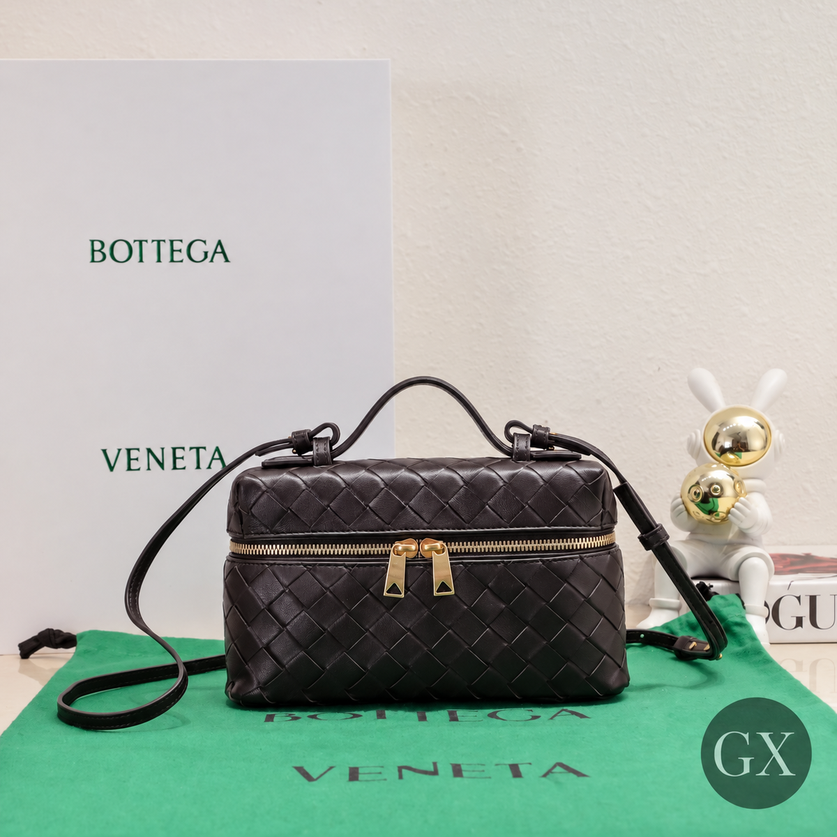 Bottega Veneta Bang Bang Vanity Case Dark Brown – original setting front GX