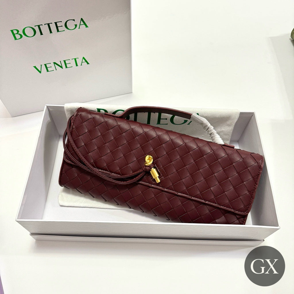 Bottega Veneta Intrecciato Clutch - Burgundy