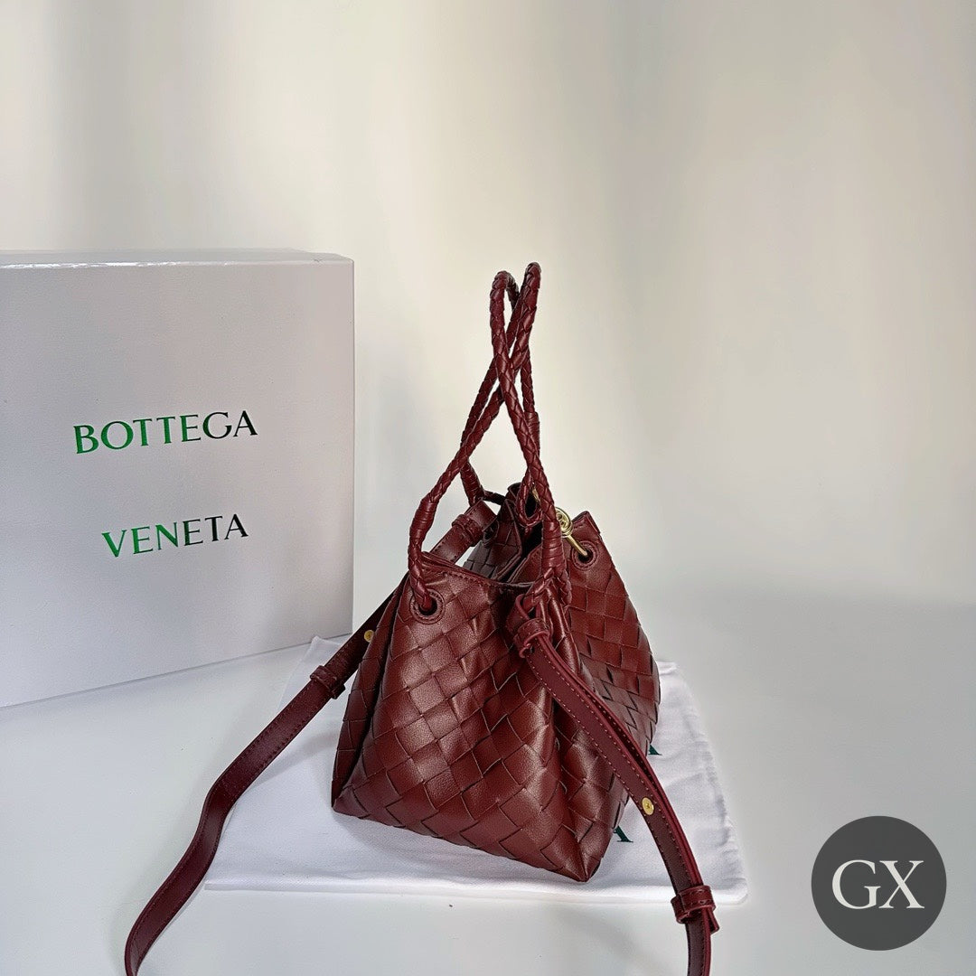 Bottega Intrecciato Mini Bag Burgundy – original photo with GX logo