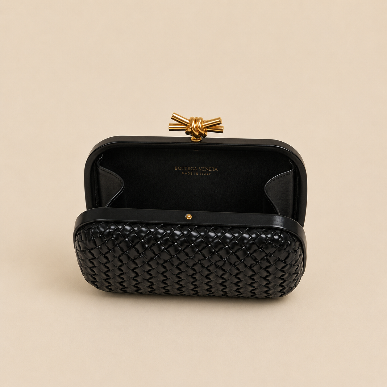 Bottega Veneta Knot Clutch - open interior