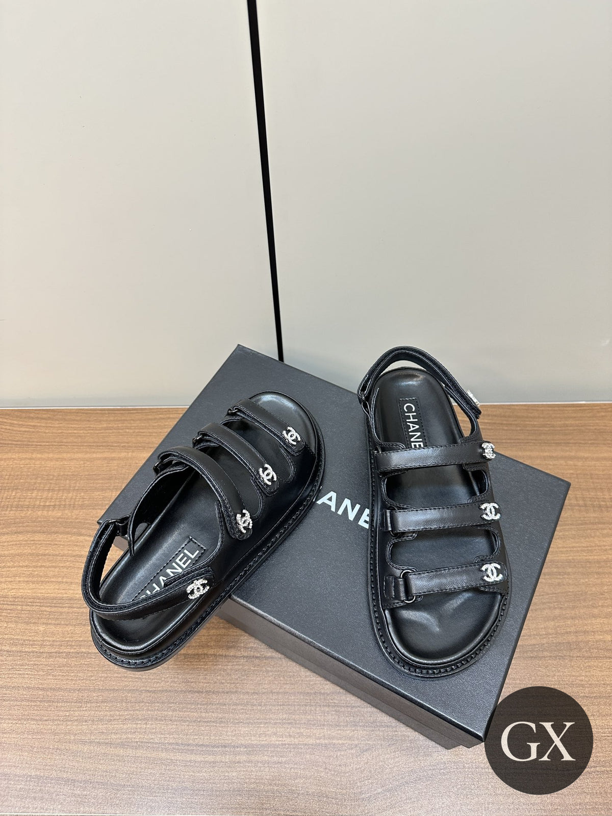 CC Slim-Strap Sandals Black – GX detail