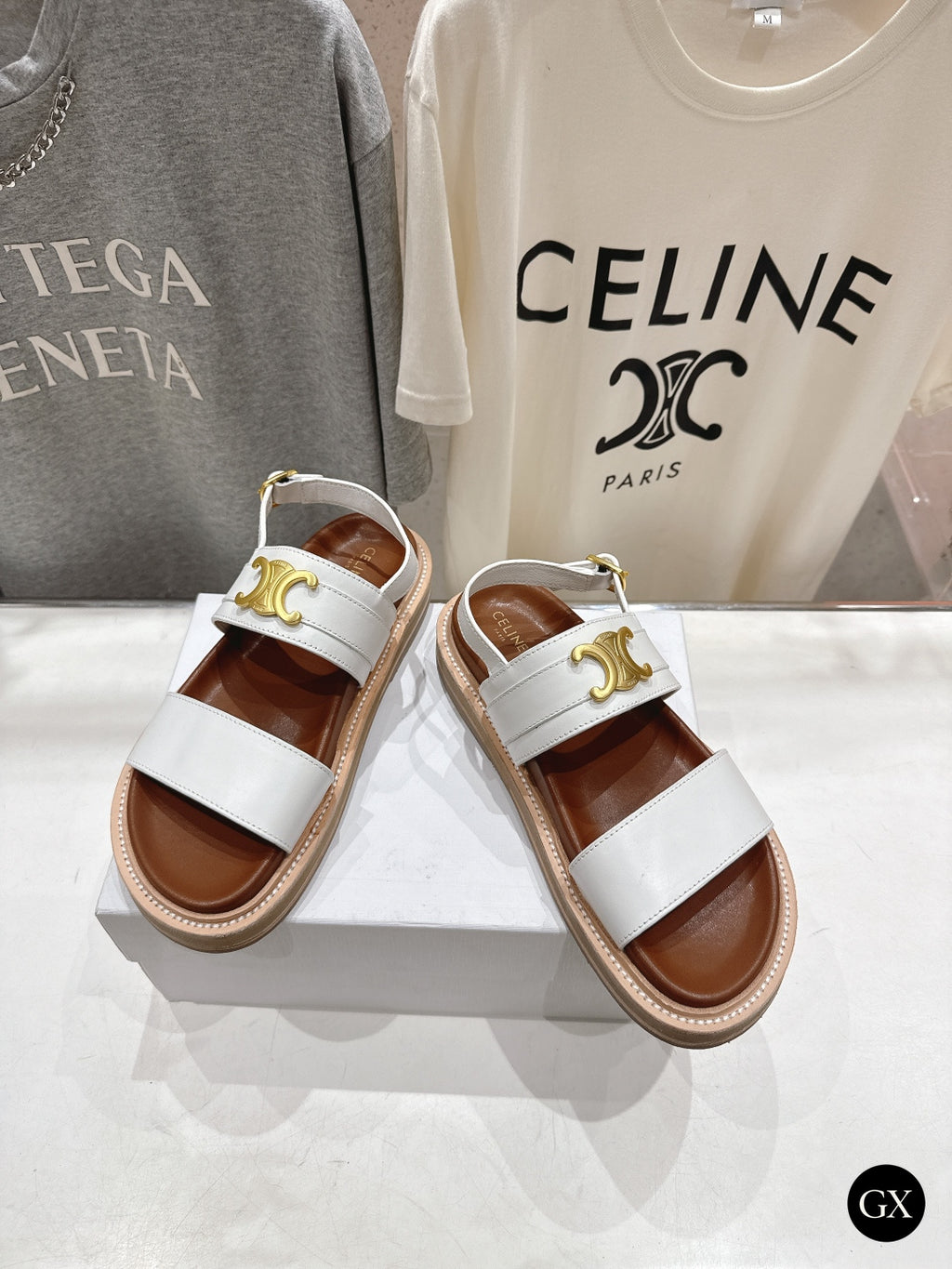 Celine Triomphe Double-Strap Backstrap Sandal – לבן – תמונת מקור