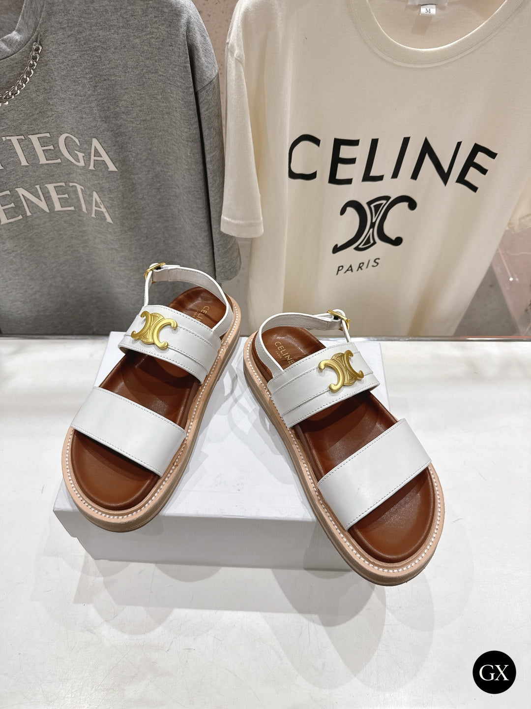 Celine Triomphe Double-Strap Backstrap Sandal – לבן – תמונת מקור