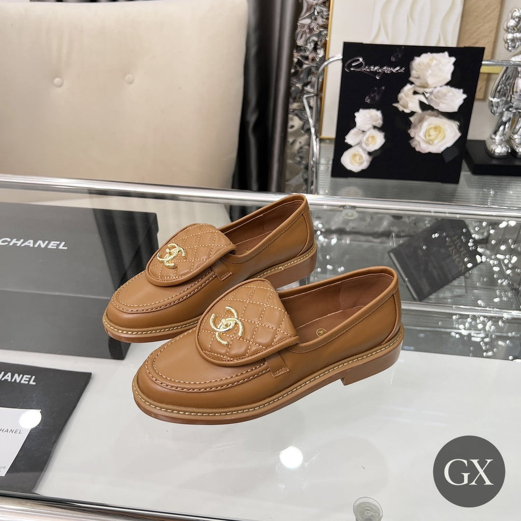 CC Quilted Mocassin Loafers – Cognac / Gold CC – original image 2 with GX logo