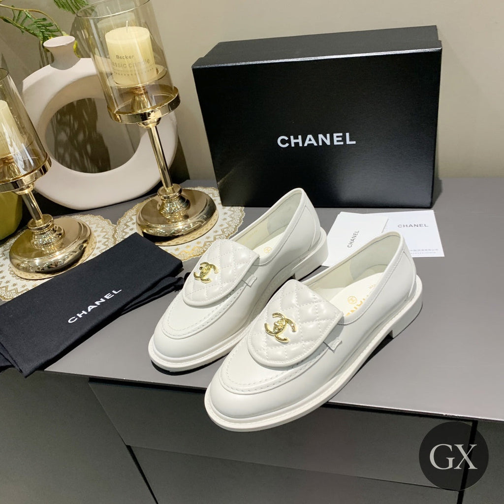 CC Quilted Mocassin Loafers – White / Gold CC – original image 1 with GX logo