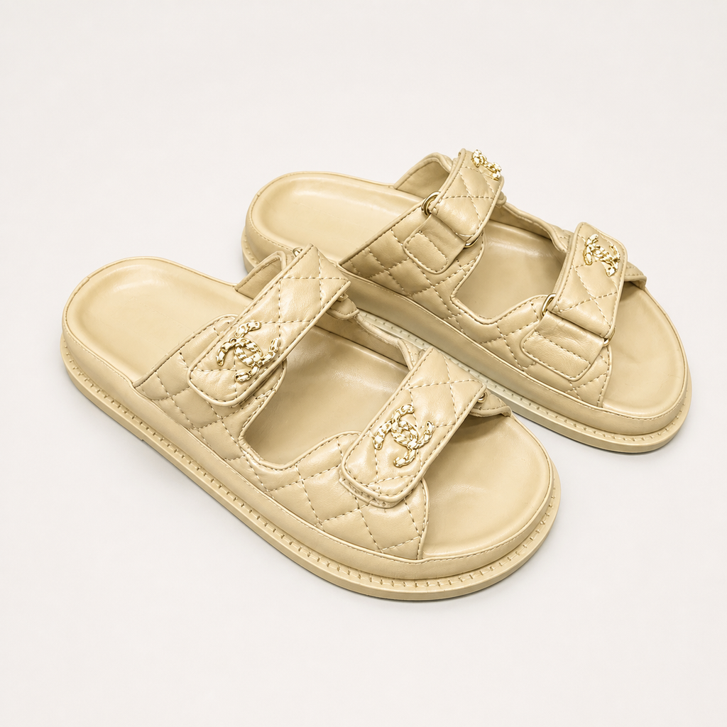 CC Quilted Velcro Sandals – Beige – תמונה 2