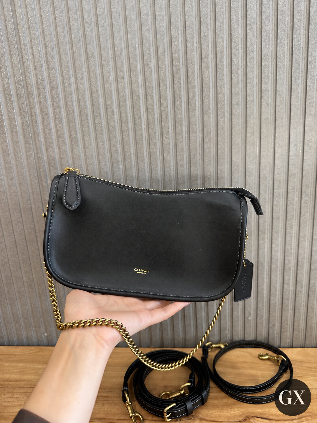 Coach Waverly Shoulder bag black – lifestyle