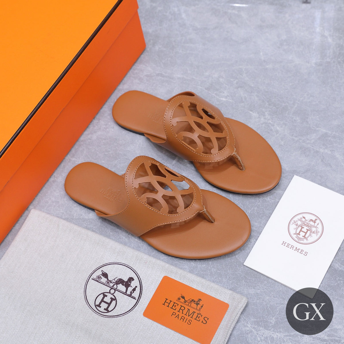 Hermès Cutout Thong Sandal Camel - original GX