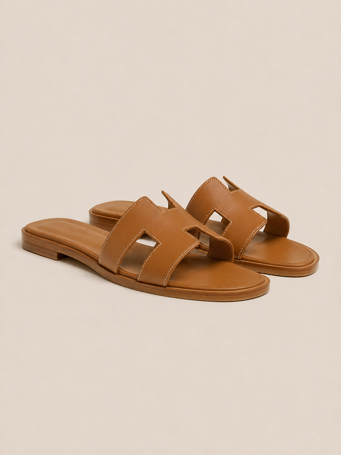 Hermès Oran Sandal Gold - Pair