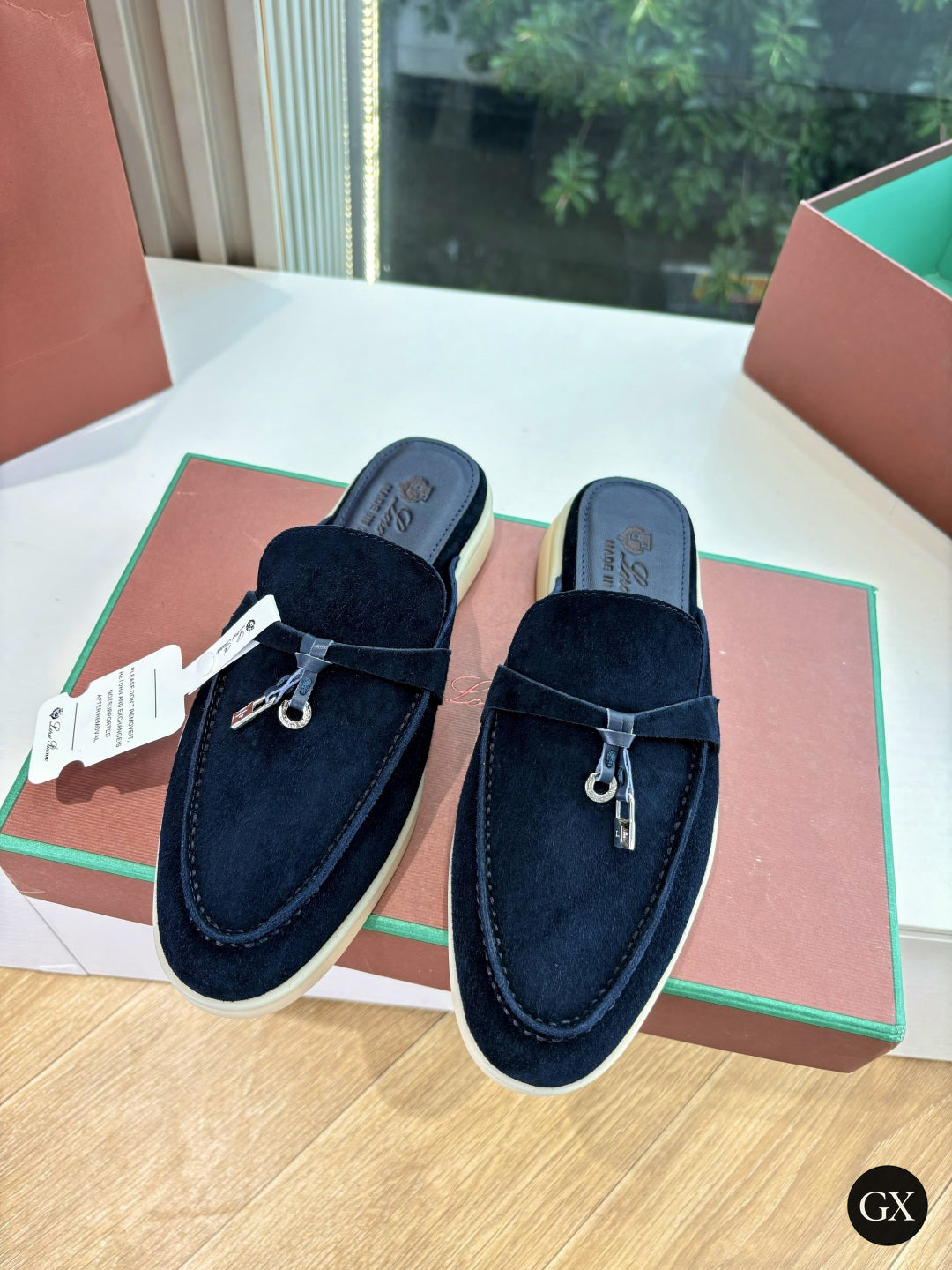Summer Charms Walk Mule – Navy