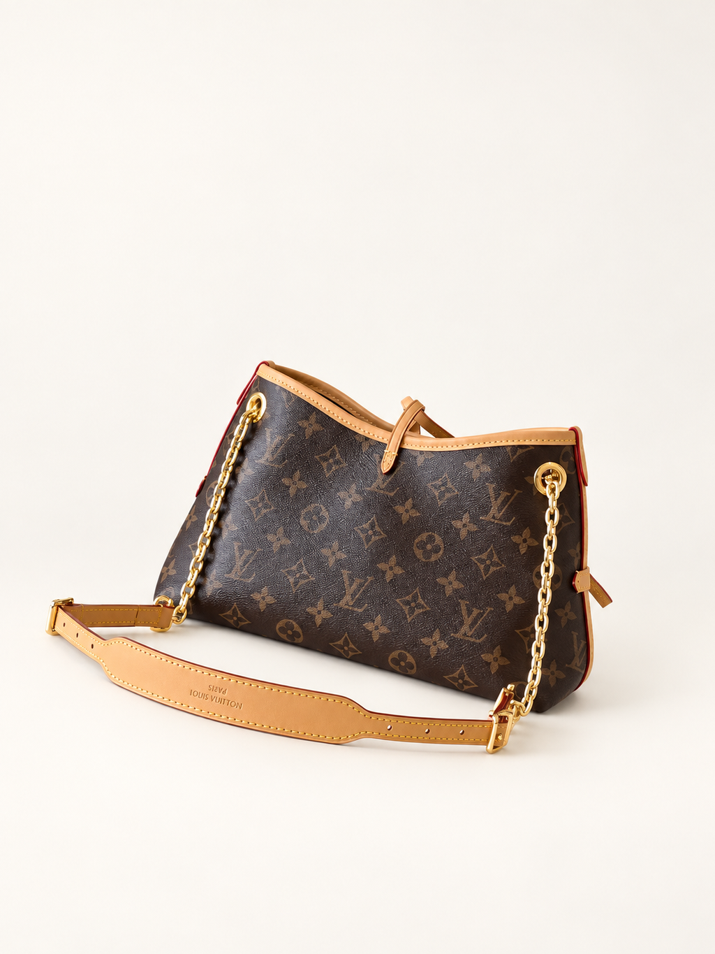 תיק Louis Vuitton CarryAll BB Monogram – מבט אחורי