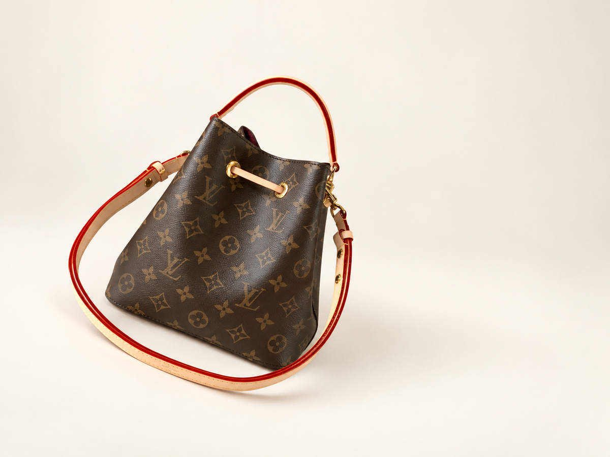 Louis Vuitton NéoNoé BB Monogram - מבט אחורי