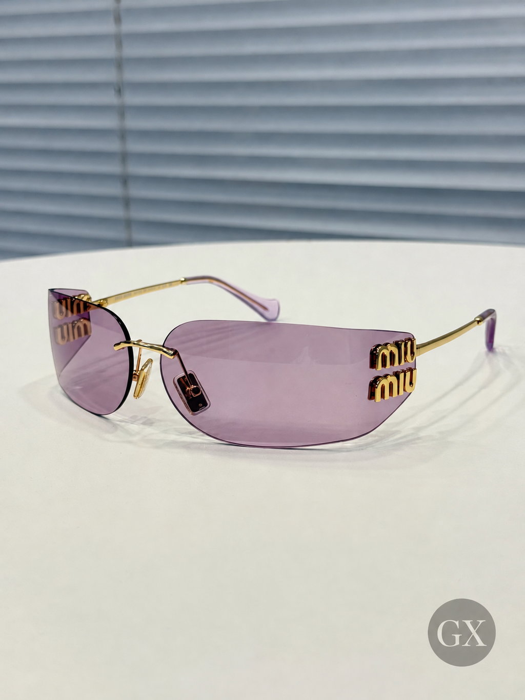 משקפי שמש Miu Miu Aube SMUA51 בצבע ורוד־לילך – צילום 3