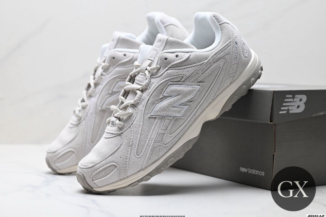 New Balance 204L Light Grey