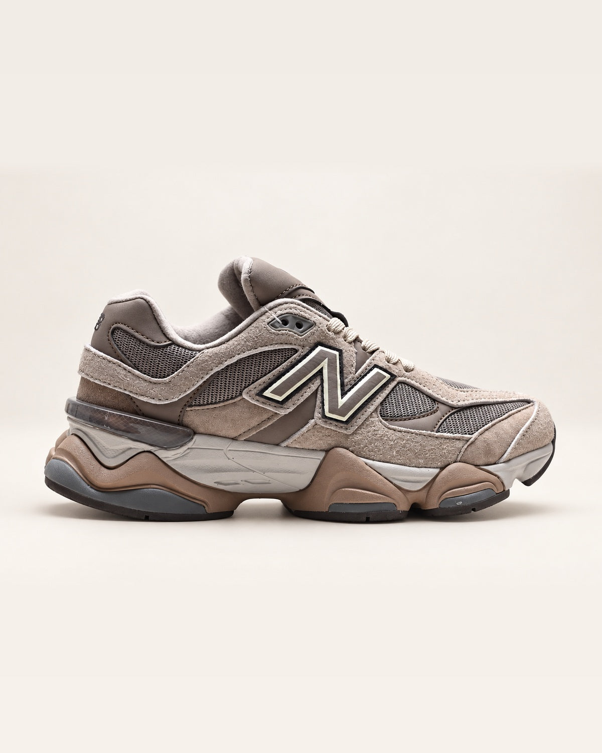 New Balance 9060 Taupe Brown - תמונה 1