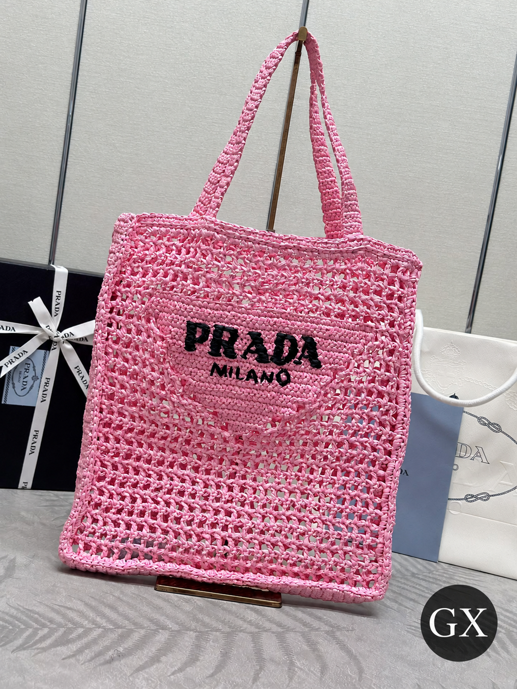 Prada Logo Embroidered raffia tote pink – detail