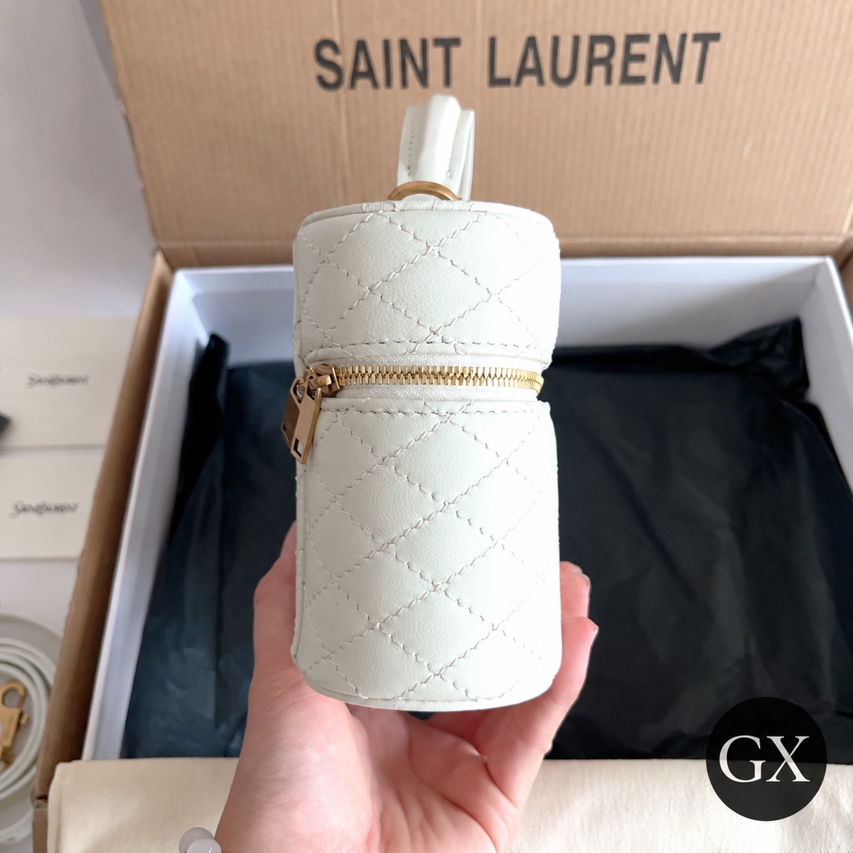 Saint Laurent Gaby Vanity שמנת – מבט צד