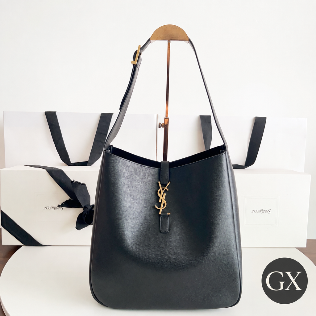Saint Laurent Le 5 À 7 Supple Large black with GX logo