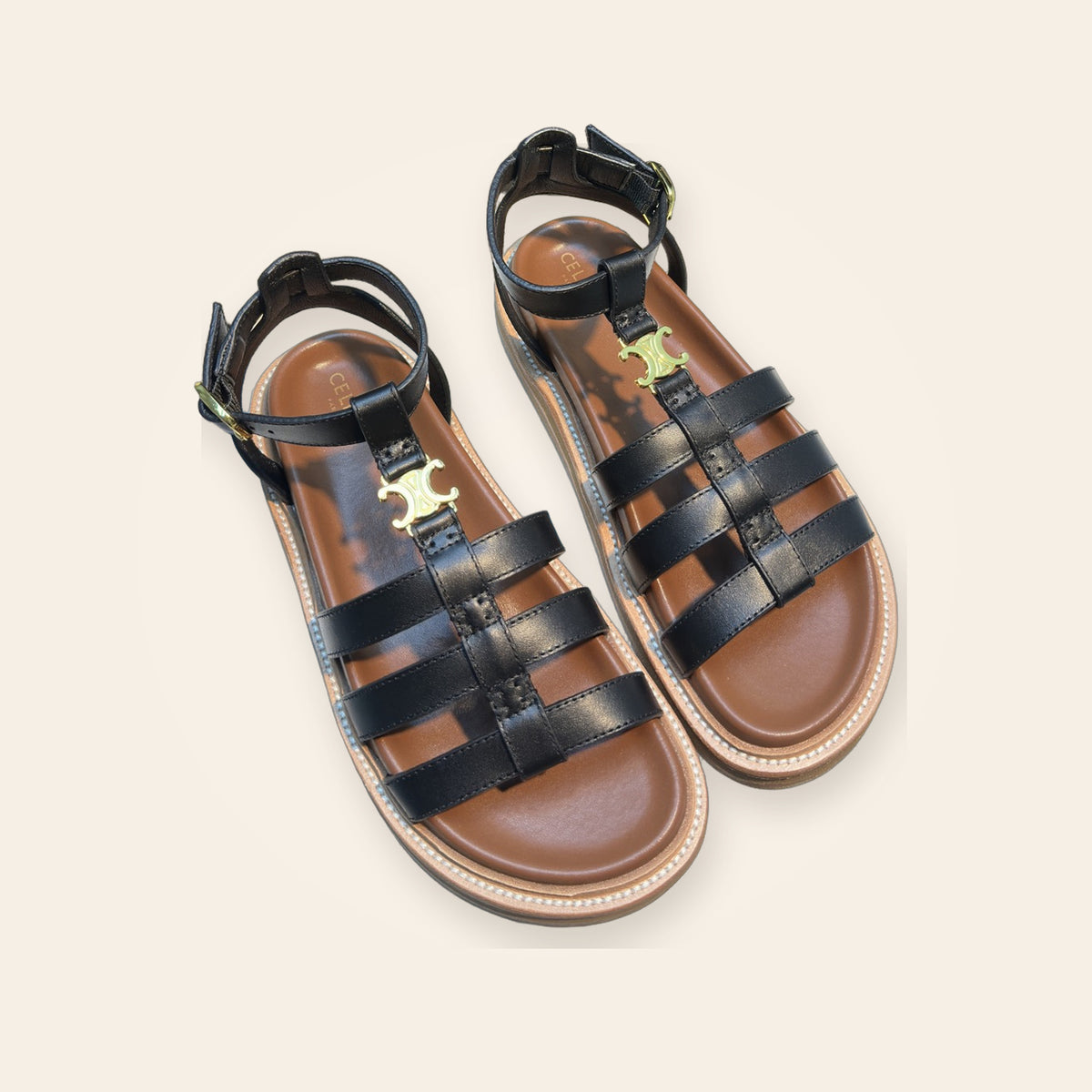Celine Triomphe Cage Sandal – שחור – זווית נוספת