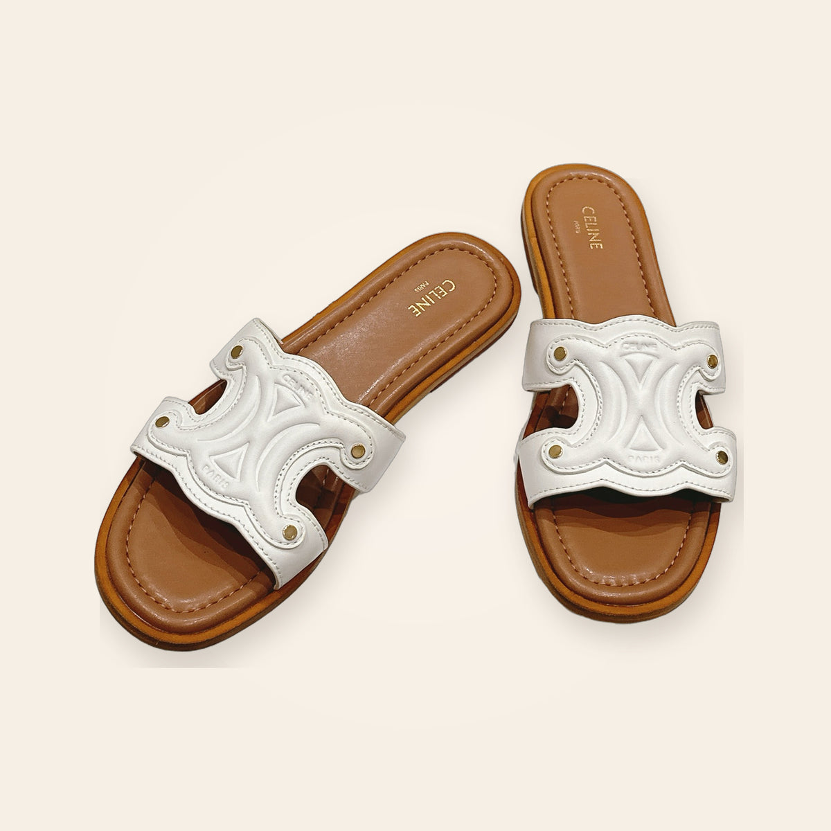 Celine Triomphe Embossed Cutout Slide – לבן – תמונת קטלוג 1