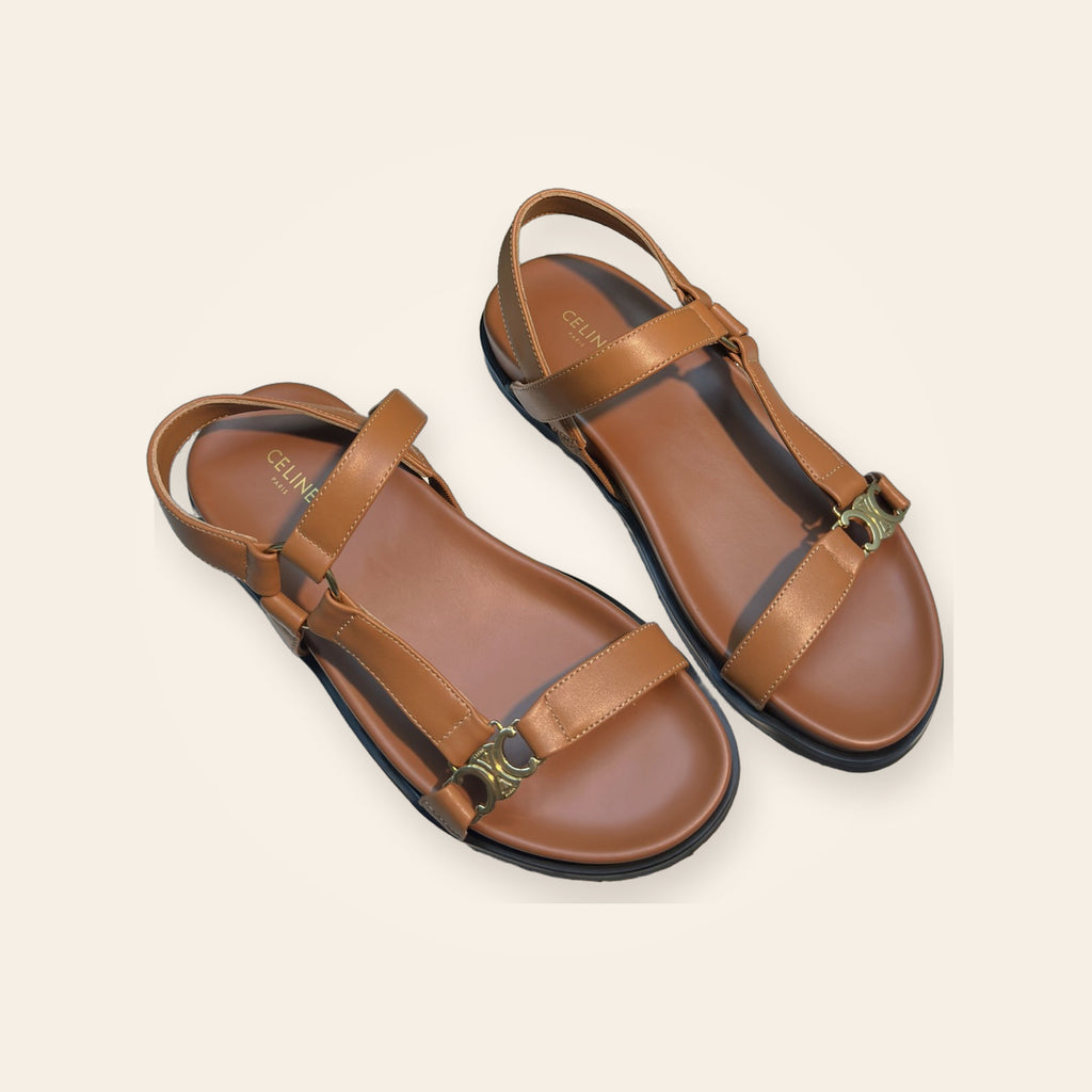 Celine Triomphe Minimal T-Strap Sandal – קאמל - תמונה 2