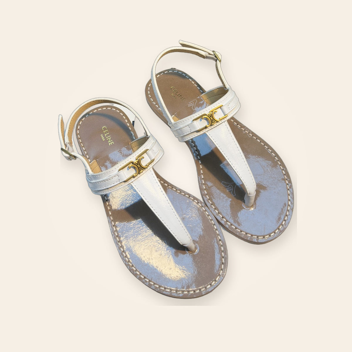 Celine Triomphe Slim-Bar Thong Sandal – לבן - תמונה 2