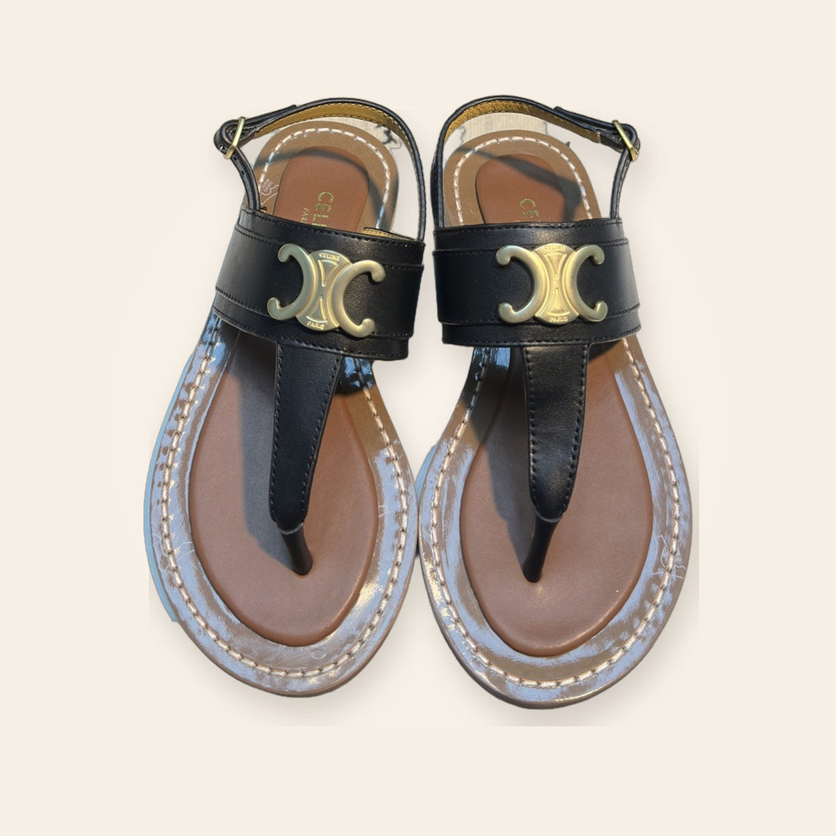 Celine Triomphe Wide-Band Thong Sandal – שחור – תמונת קטלוג