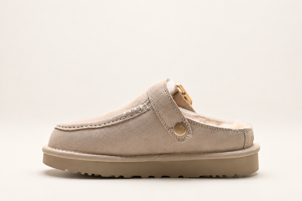 UGG Goldenstar Evelina Clog בצבע בז׳ חול – תמונה 2