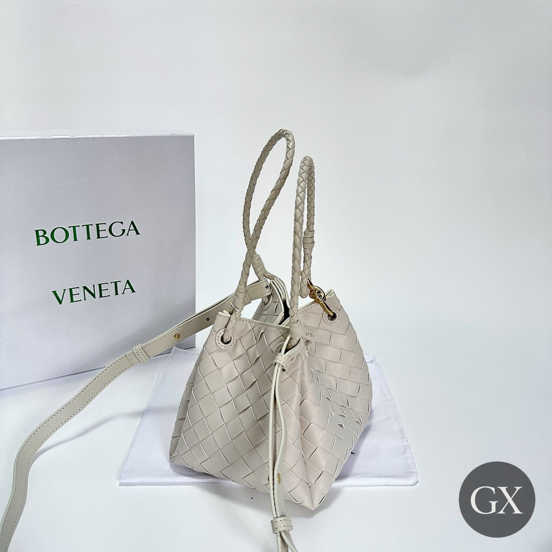 Bottega Intrecciato Mini Bag White – original photo with GX logo