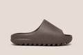 Yeezy Slide Soot - side