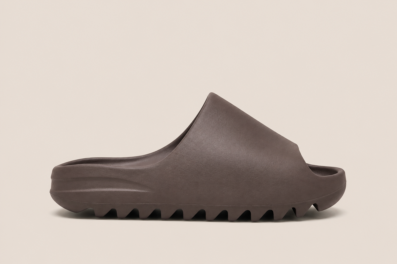 Yeezy Slide Soot - side